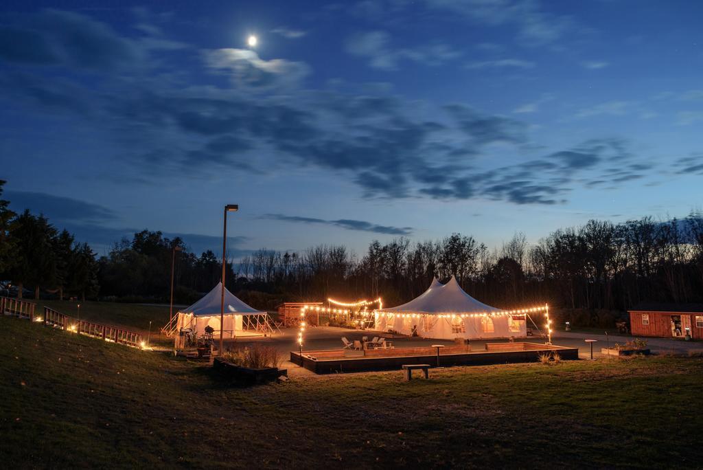 Hotel Firelight Camps Ithaca Exterior foto