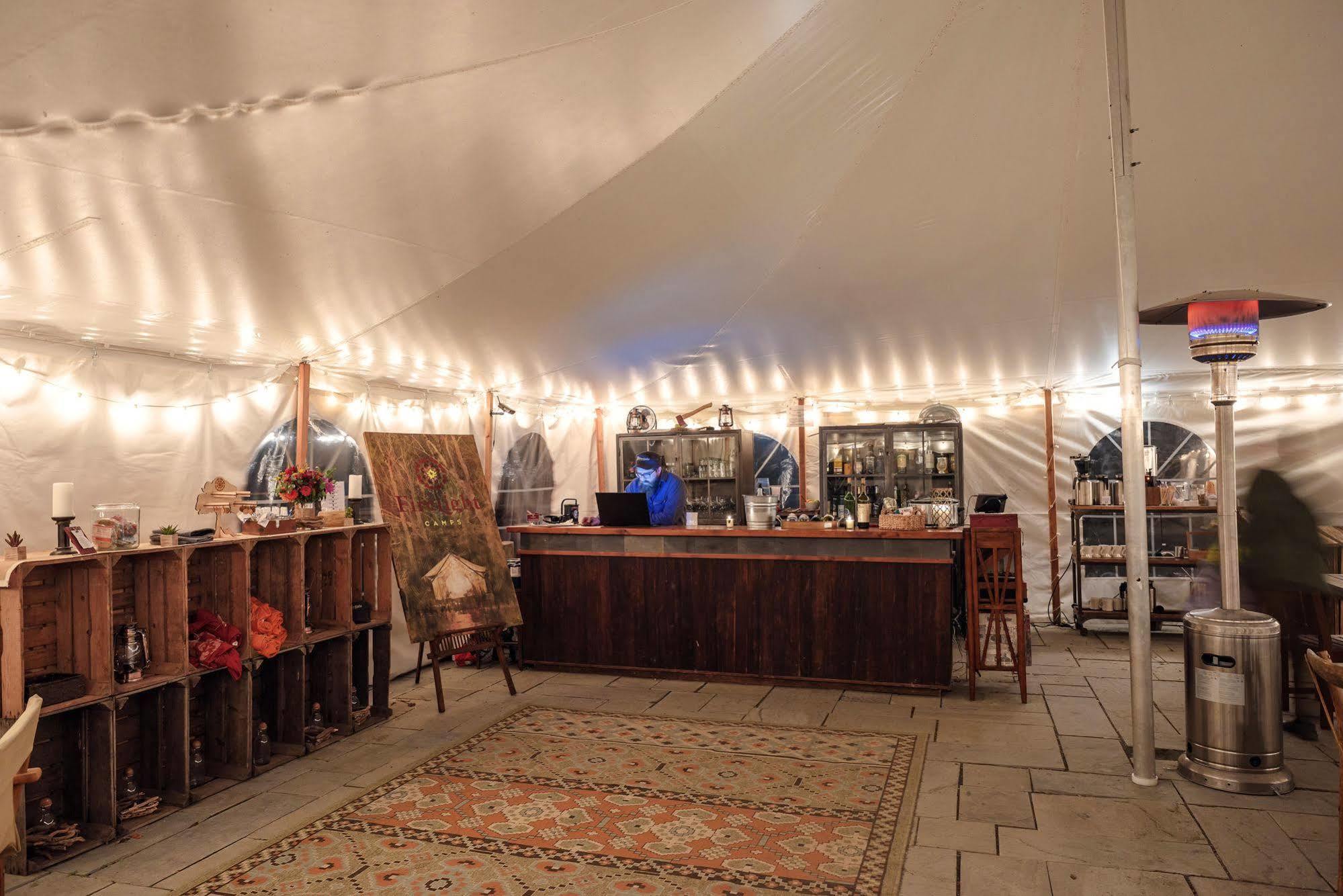 Hotel Firelight Camps Ithaca Exterior foto