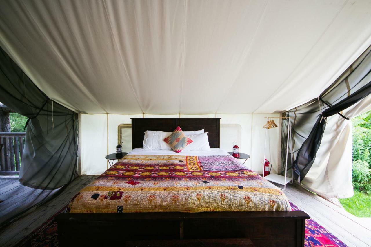 Hotel Firelight Camps Ithaca Exterior foto